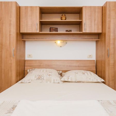 Apartments Viljac Trogir Eksteriør bilde